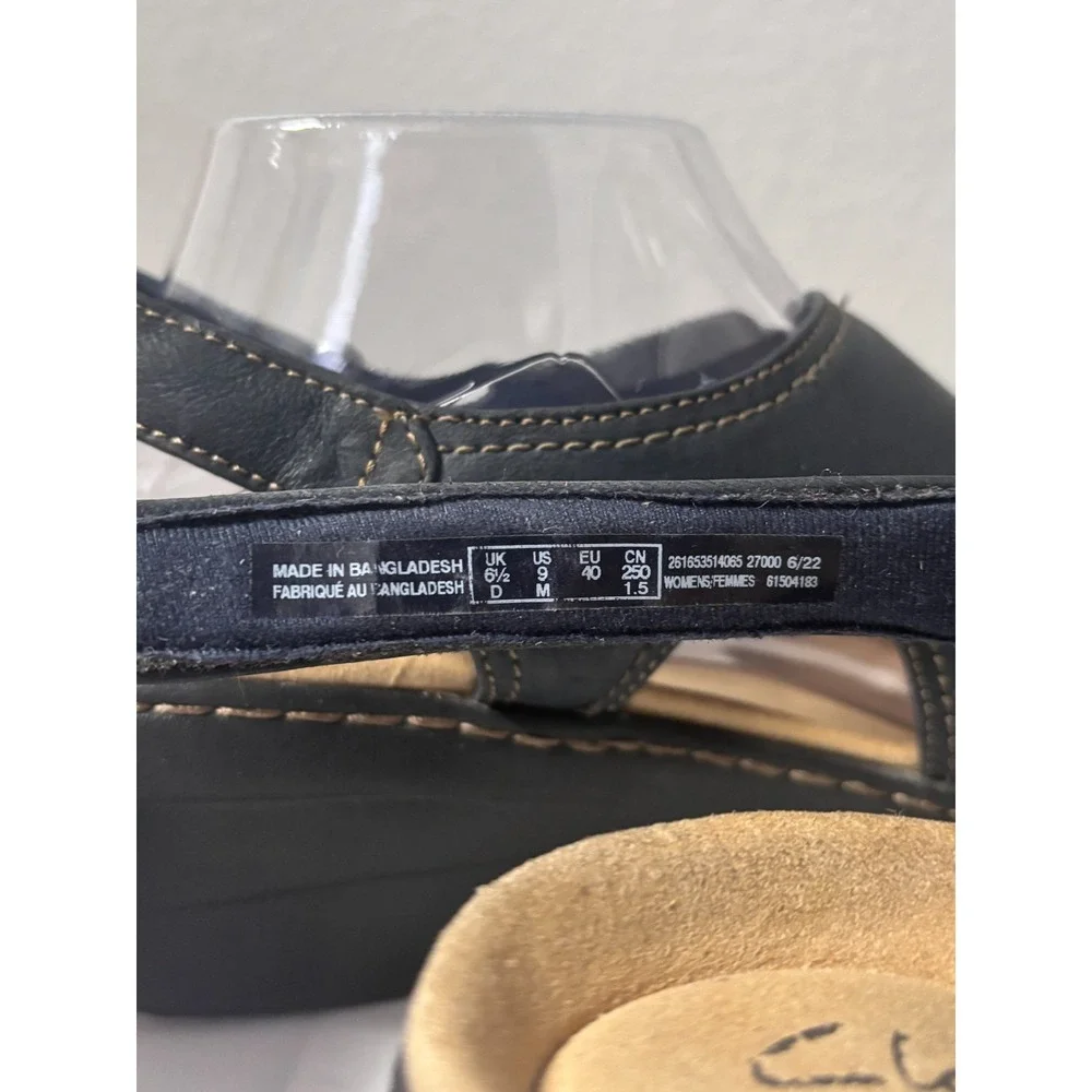 Clarks Womens 9M Merliah Wedge Sandals Black Leather Comfort Casual Summer